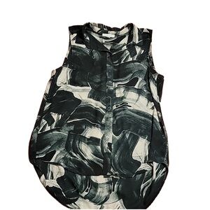 New York & Company Women's Sleeveless Forest & Cream Graphic Print Top Size M